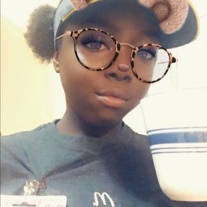 Meet your Posher, Chontae